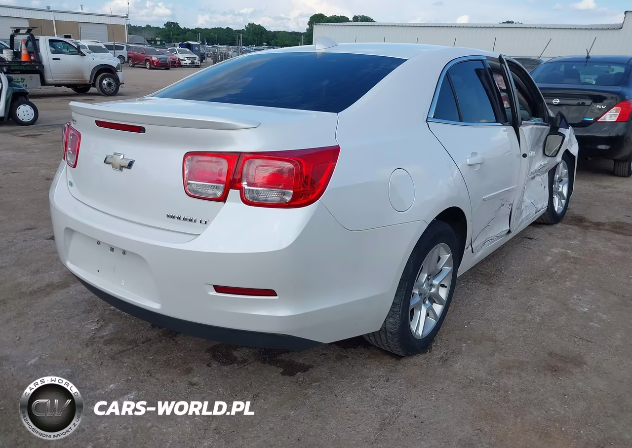 2015 Chevrolet Malibu 1Lt VIN:1G11C5SL5FF348861 - 4