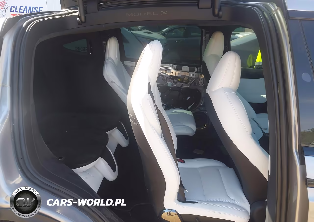 2026 Tesla Model X All-Wheel Drive VIN:7SAXCBE58TF481775 - 8