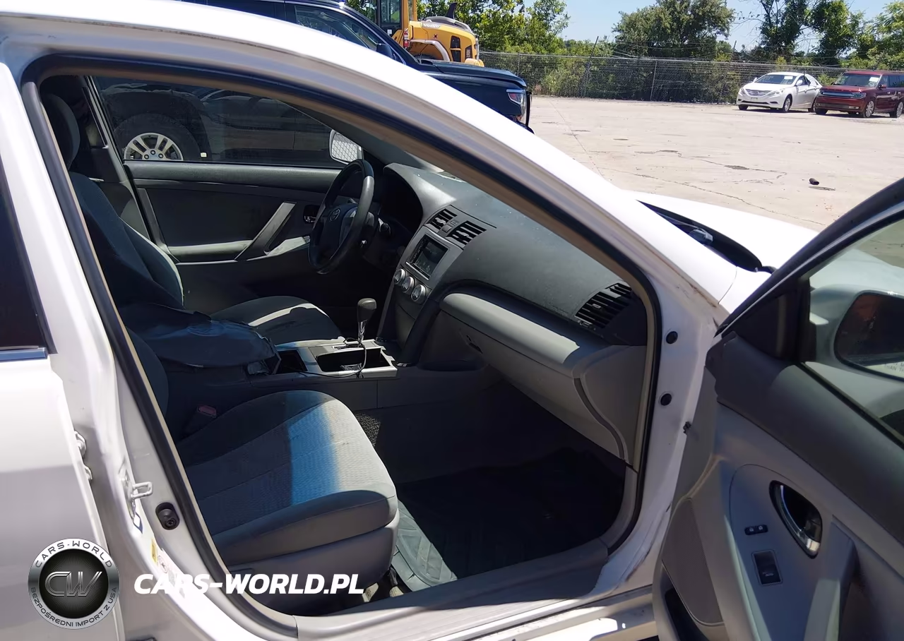2011 Toyota Camry Le VIN:4T1BF3EKXBU611826 - 5