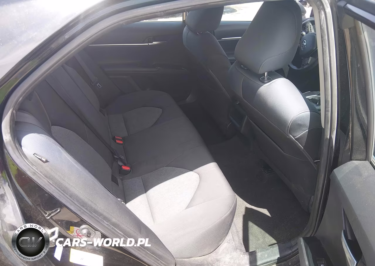 2019 Toyota Camry Le VIN:4T1B11HK1KU754338 - 8