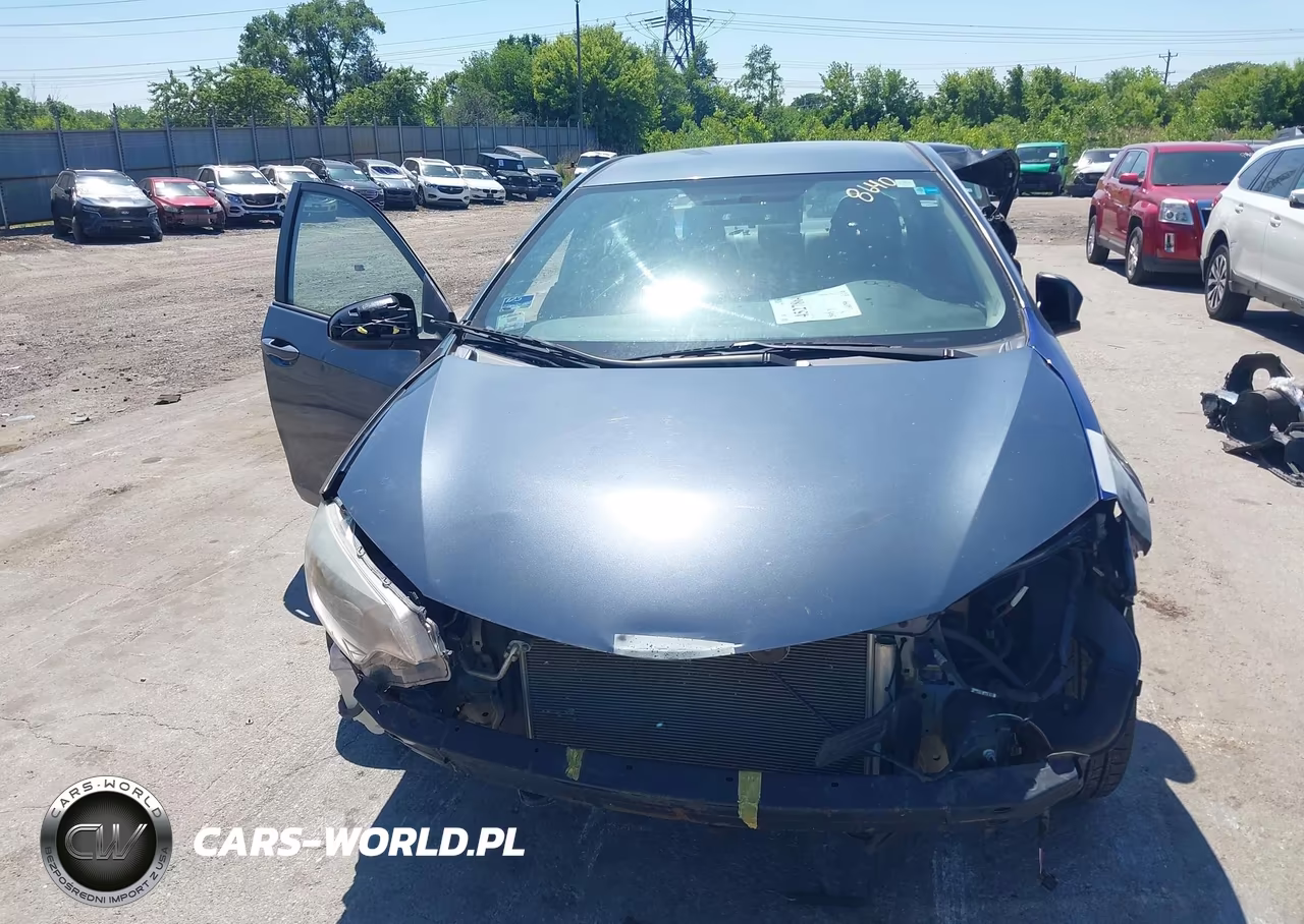 2015 Toyota Corolla Le VIN:5YFBURHE6FP270950 - 13