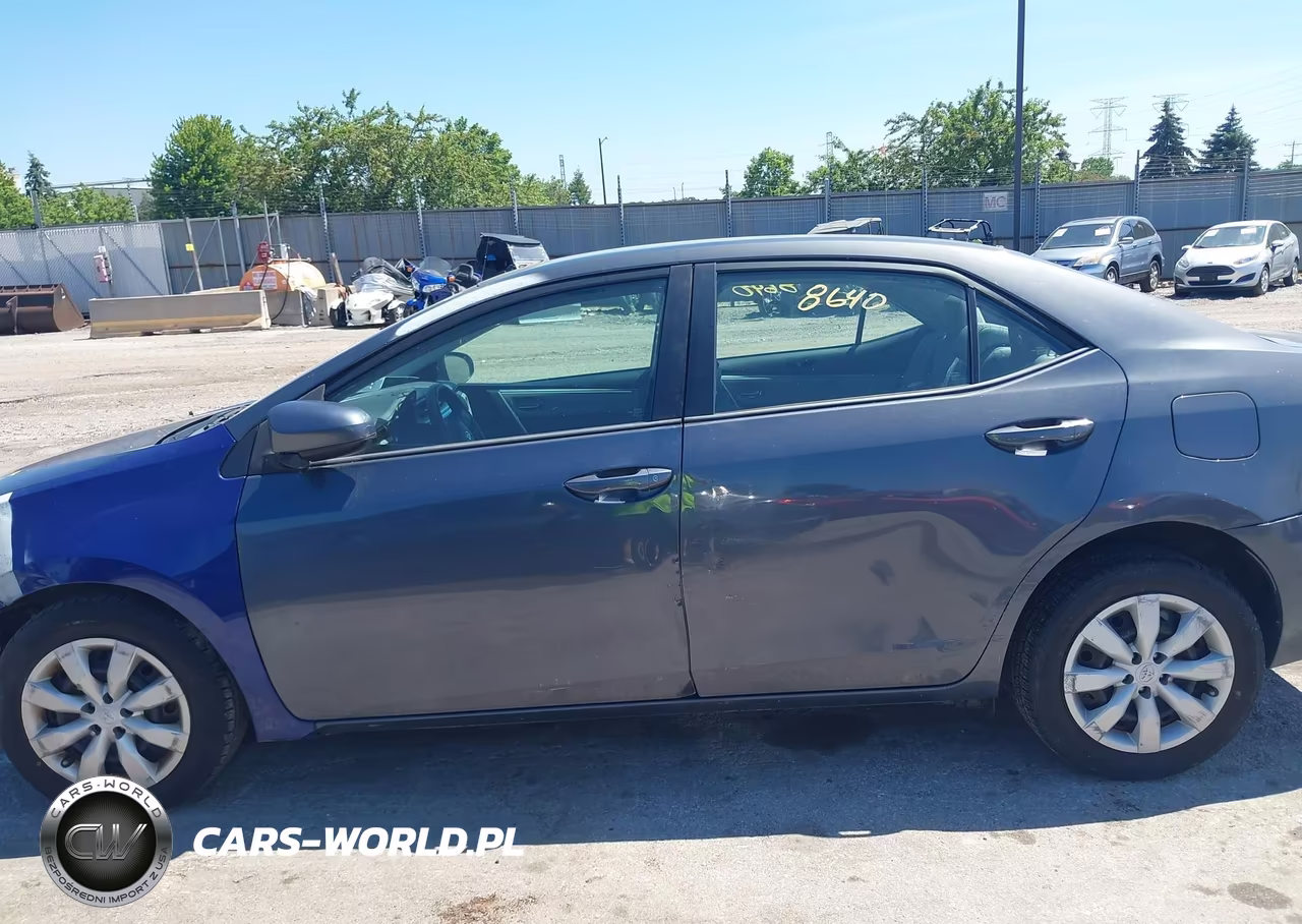 2015 Toyota Corolla Le VIN:5YFBURHE6FP270950 - 15