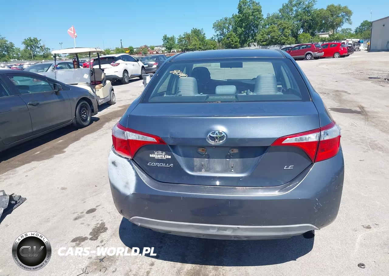 2015 Toyota Corolla Le VIN:5YFBURHE6FP270950 - 17