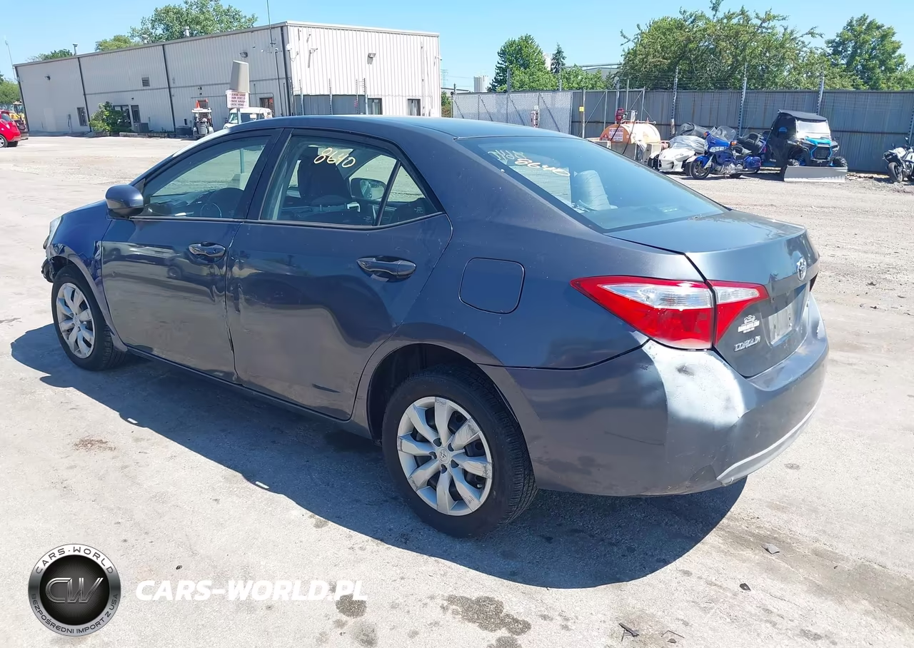 2015 Toyota Corolla Le VIN:5YFBURHE6FP270950 - 3