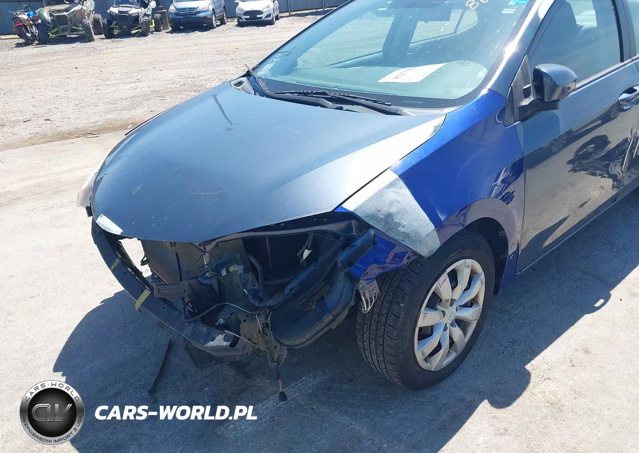 2015 Toyota Corolla Le VIN:5YFBURHE6FP270950 - 6