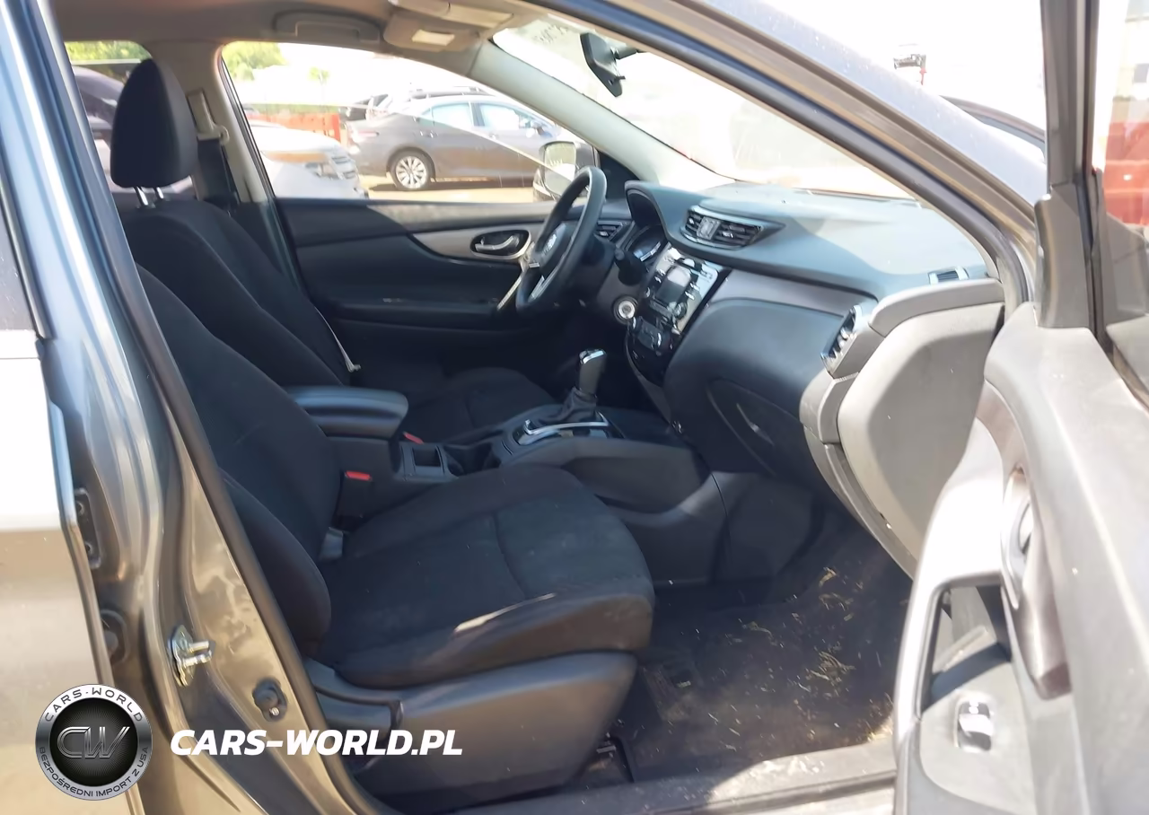 2018 Nissan Rogue Sport S VIN:JN1BJ1CP4JW153602 - 5