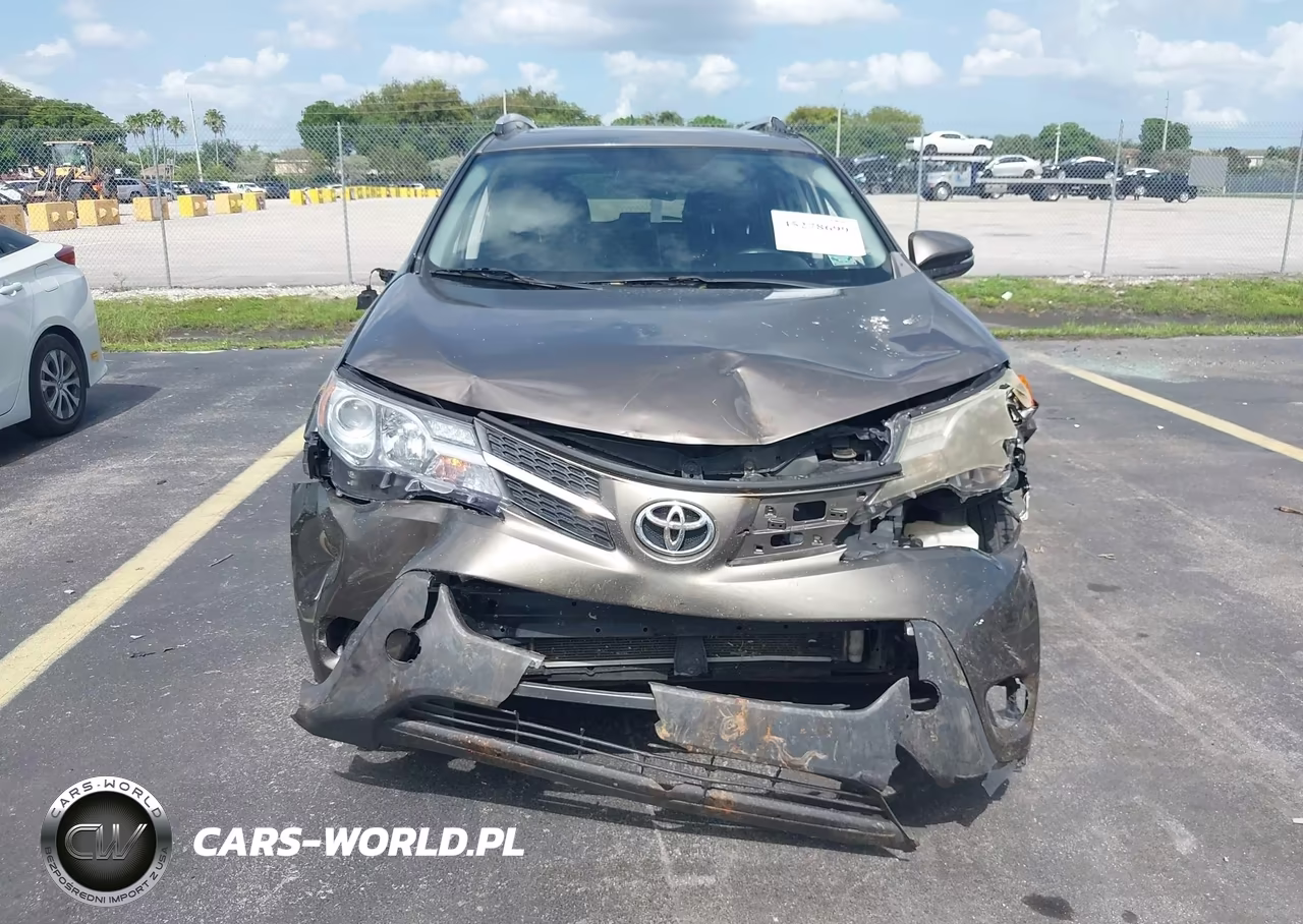 2015 Toyota Rav4 Limited VIN:JTMYFREV8FD043240 - 12