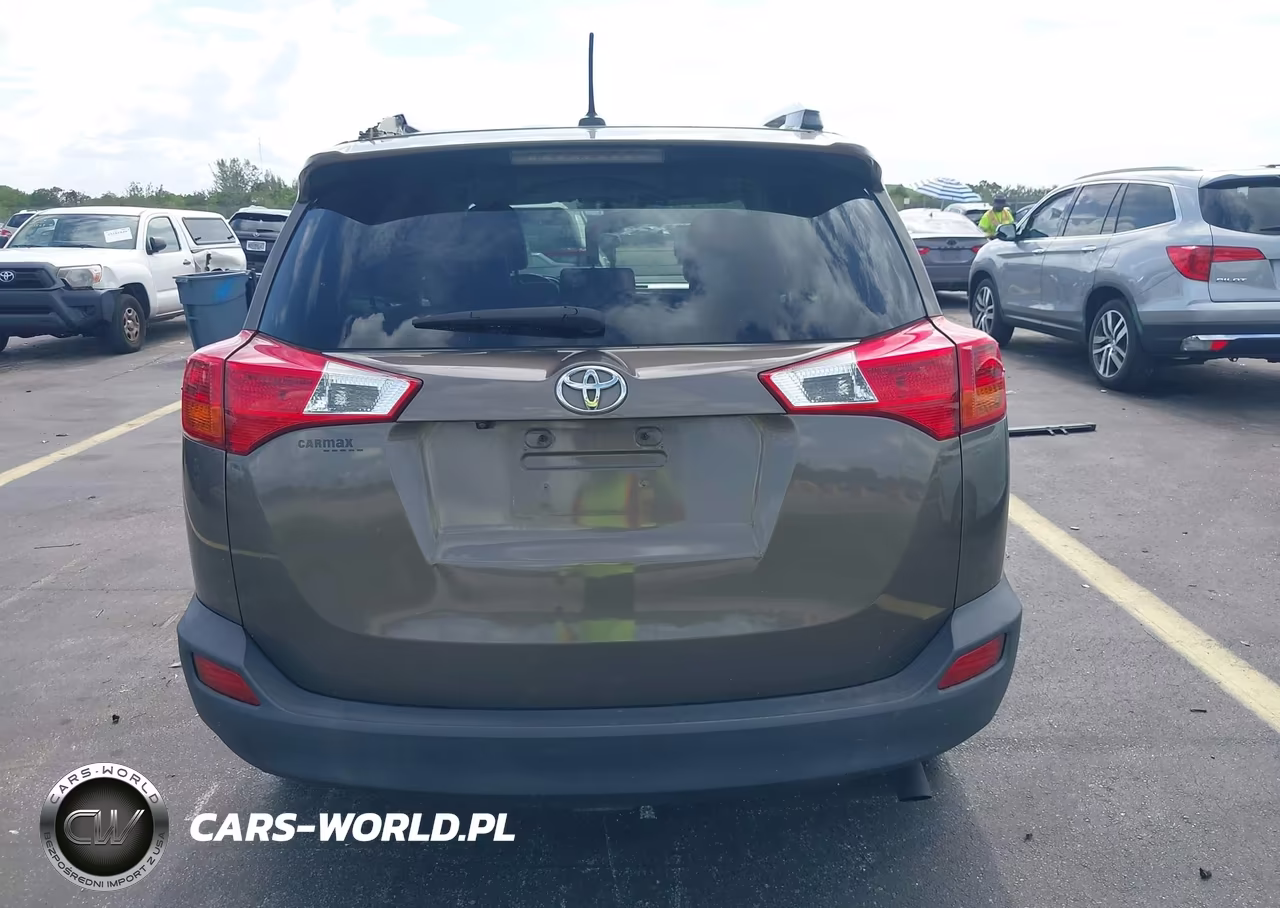2015 Toyota Rav4 Limited VIN:JTMYFREV8FD043240 - 16