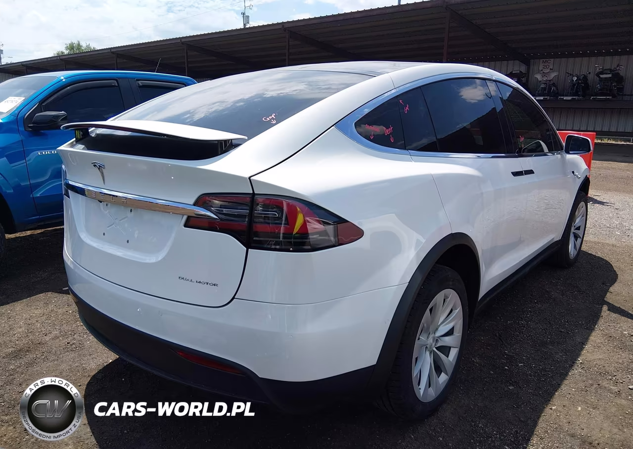 2020 Tesla Model X Long Range Dual Motor All-Wheel Drive-Long Range Plus Dual Motor All-Wheel Drive VIN:5YJXCBE26LF233365 - 4