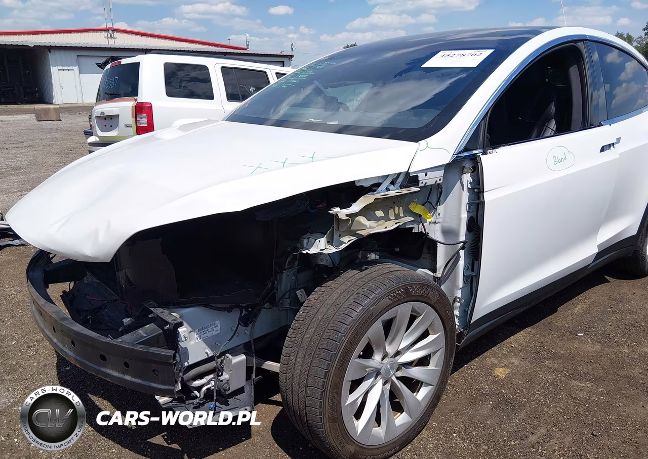 2020 Tesla Model X Long Range Dual Motor All-Wheel Drive-Long Range Plus Dual Motor All-Wheel Drive VIN:5YJXCBE26LF233365 - 6