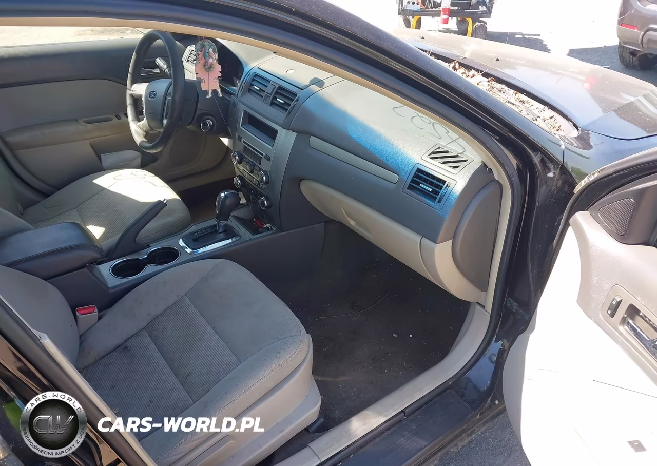 2012 Ford Fusion Se VIN:3FAHP0HG7CR118749 - 5