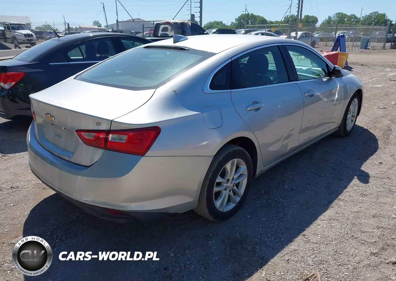2016 Chevrolet Malibu 1Lt VIN:1G1ZE5ST4GF306180 - 4