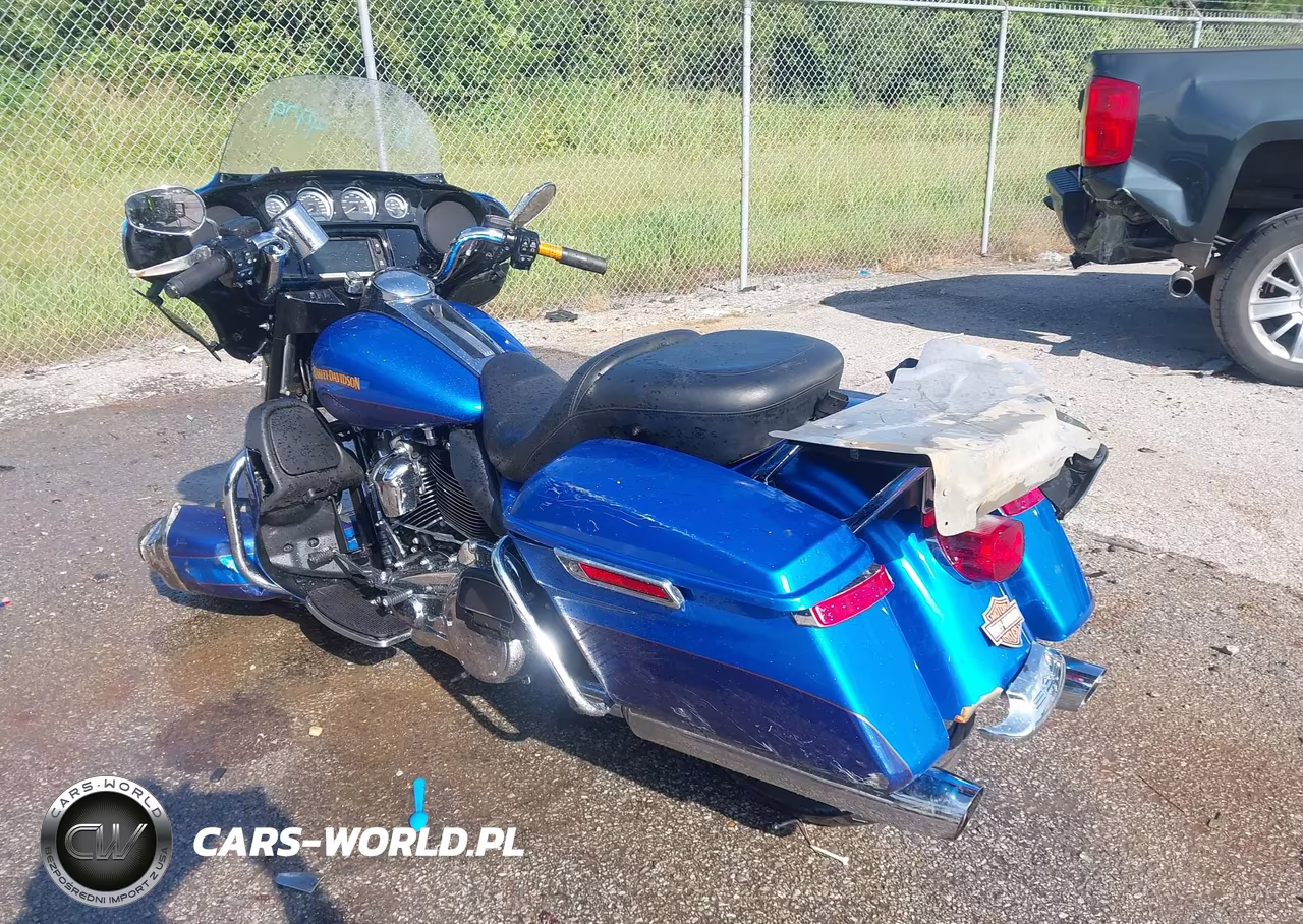 2017 Harley-Davidson Flhtk Ultra Limited VIN:1HD1KED1XHB637331 - 3