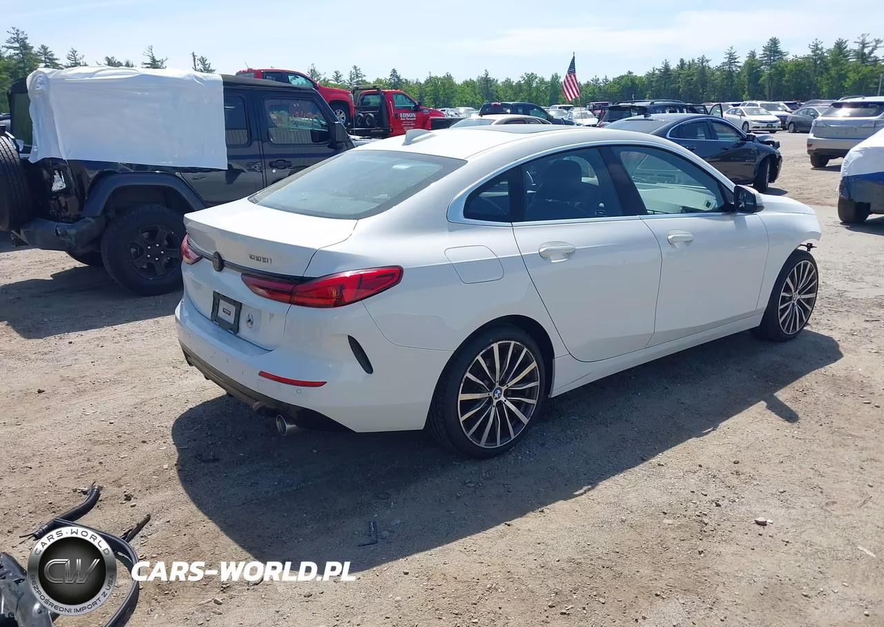 2022 BMW 228 Gran Coupe I xDrive VIN:WBA73AK05N7L28812 - 4
