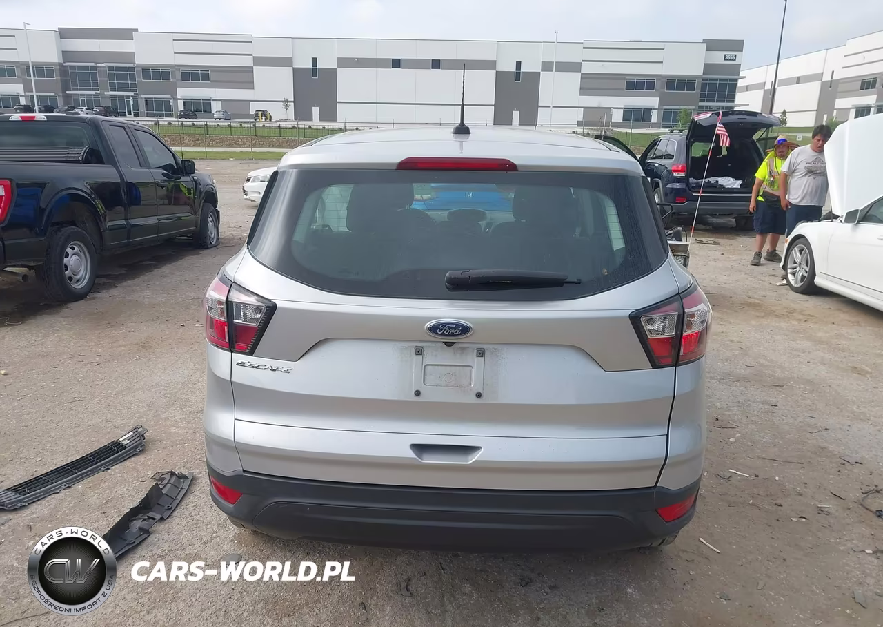 2018 Ford Escape S VIN:1FMCU0F76JUA64068 - 16