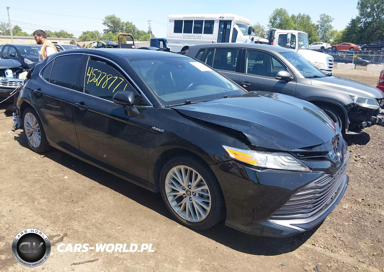 2019 Toyota Camry Hybrid Xle – zdjęcie 1 z 18