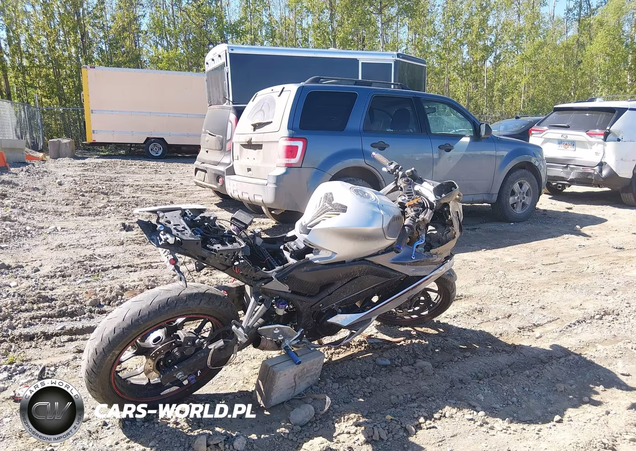 2020 Yamaha Yzfr3 A VIN:MH3RH18Y8LK004095 - 4
