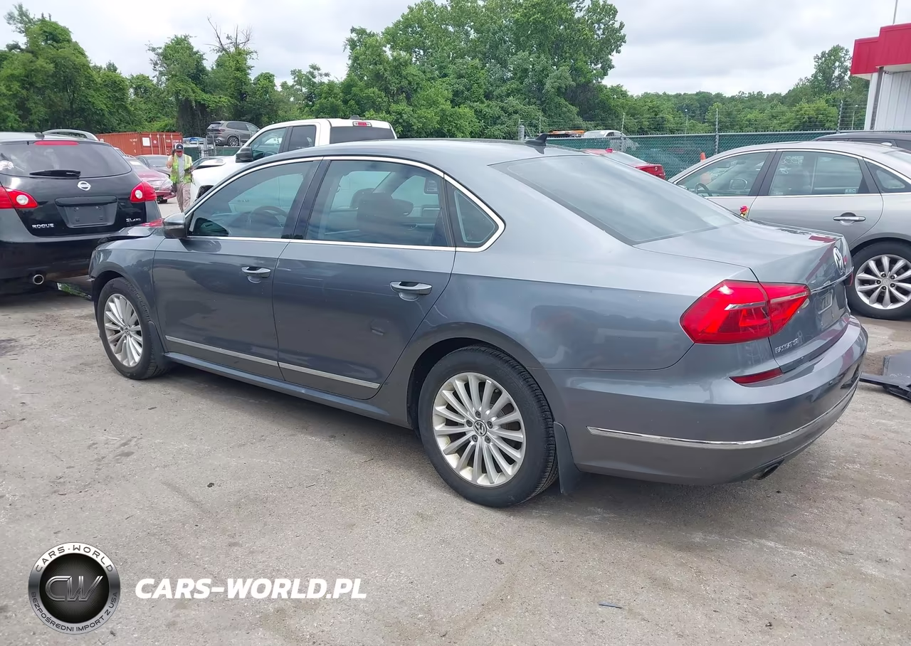 2016 Volkswagen Passat 1.8T Se VIN:1VWBT7A35GC016802 - 3