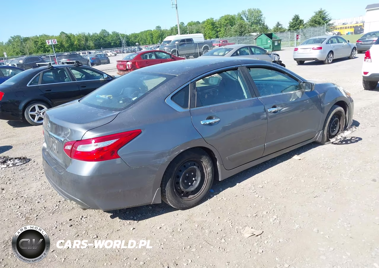2016 Nissan Altima 2.5 S VIN:1N4AL3AP3GC268516 - 4