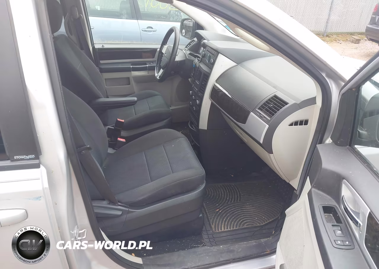 2010 Dodge Grand Caravan Sxt VIN:2D4RN5D18AR246880 - 5