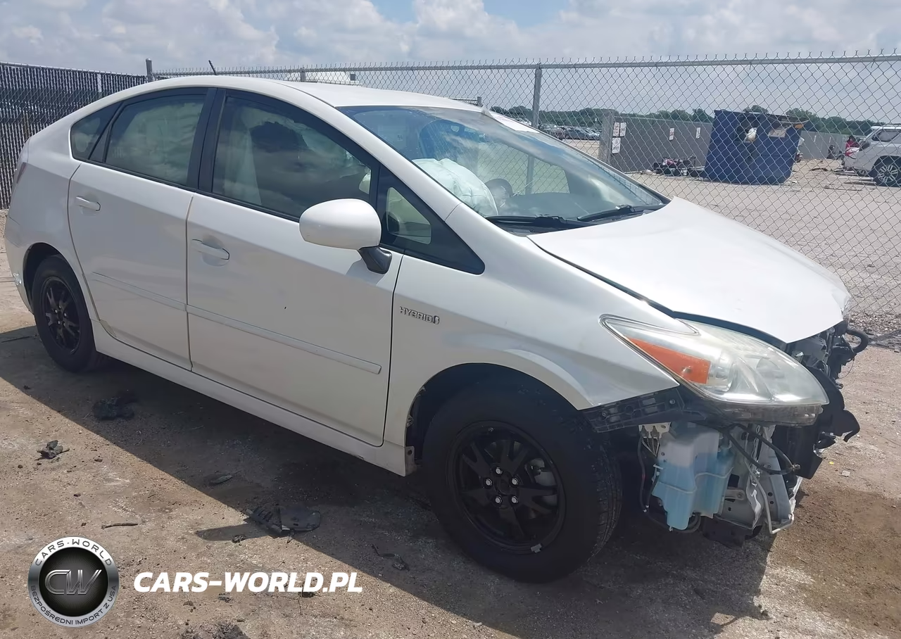 2014 Toyota Prius Three
