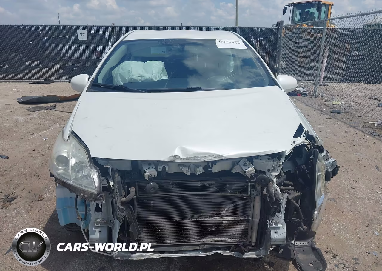 2014 Toyota Prius Three VIN:JTDKN3DU8E1767766 - 12