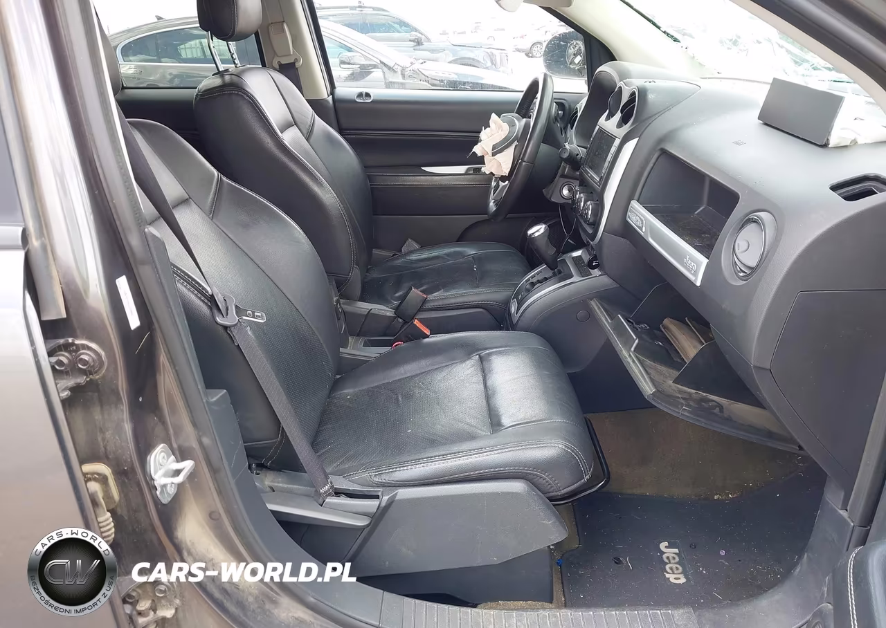 2016 Jeep Compass High Altitude Edition VIN:1C4NJCEA4GD789892 - 5
