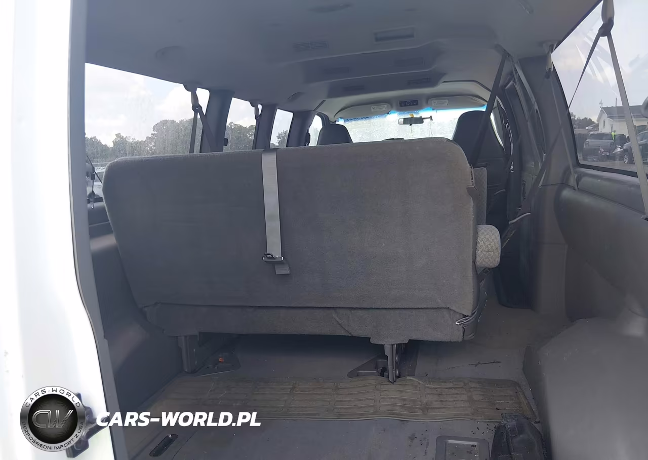 2003 Chevrolet Express VIN:1GAHG39U131167755 - 12