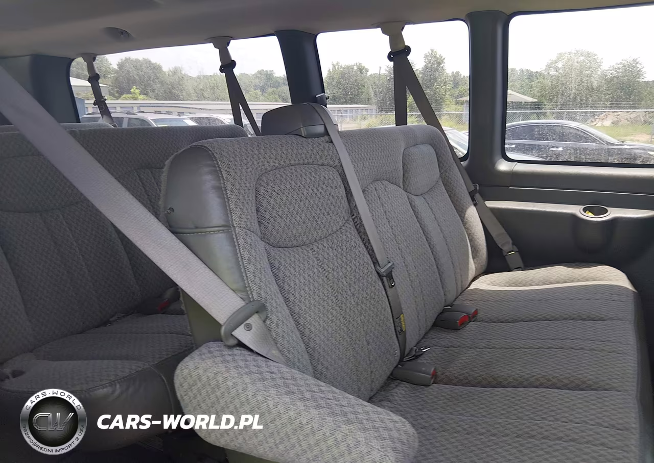 2003 Chevrolet Express VIN:1GAHG39U131167755 - 8
