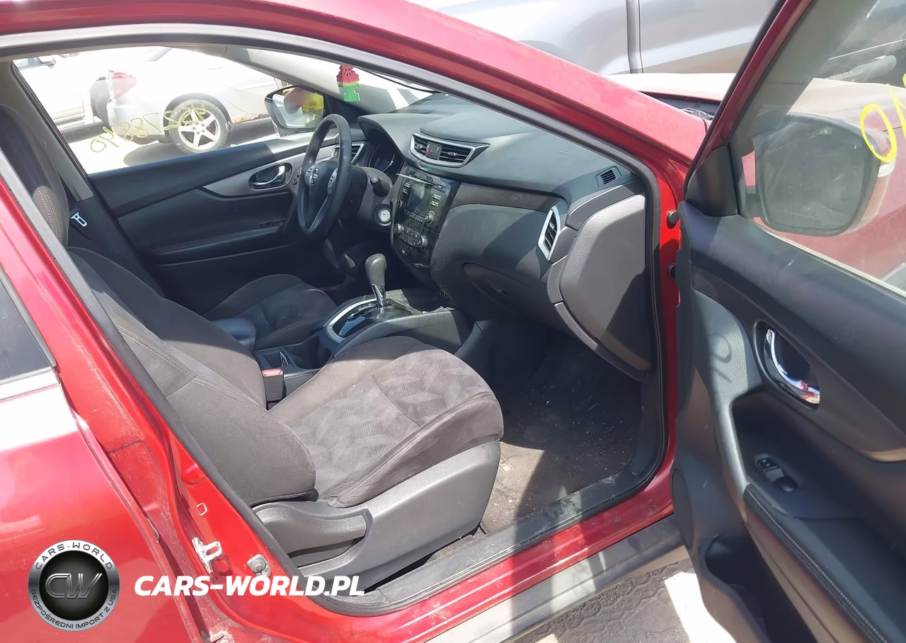 2015 Nissan Rogue S VIN:KNMAT2MV6FP570274 - 5