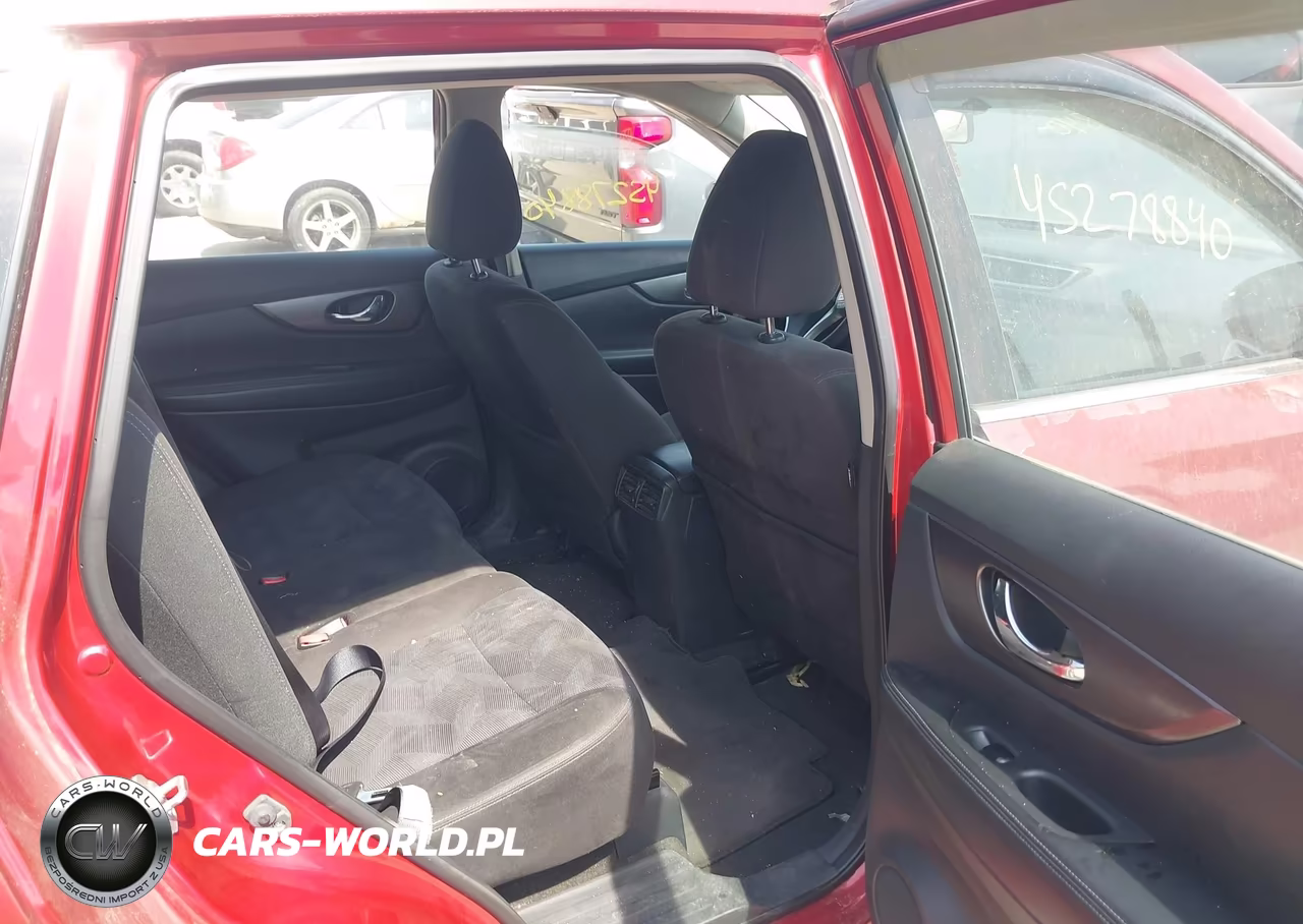 2015 Nissan Rogue S VIN:KNMAT2MV6FP570274 - 8