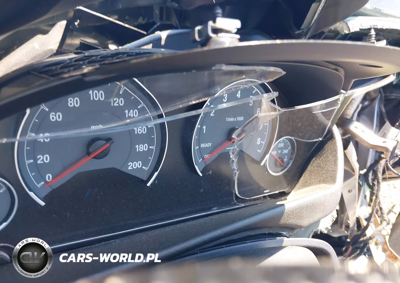 2015 BMW M4 VIN:WBS3R9C51FK330699 - 7