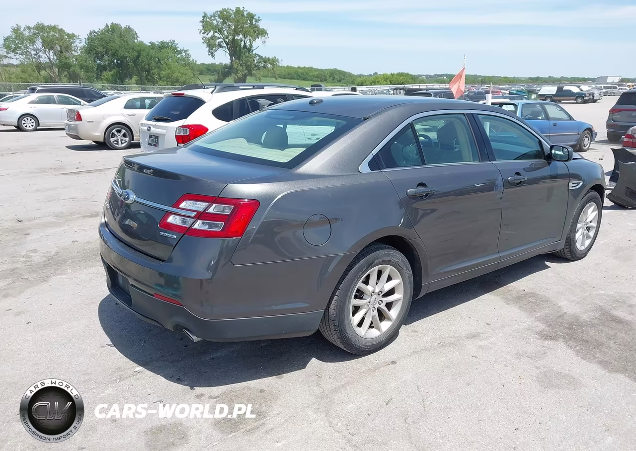 2015 Ford Taurus Se VIN:1FAHP2D87FG127635 - 4