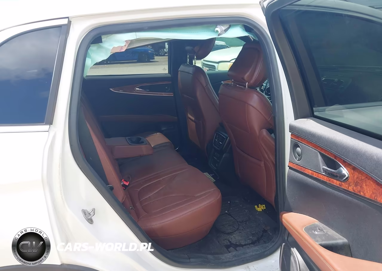 2020 Lincoln Nautilus Reserve VIN:2LMPJ6K92LBL33927 - 8