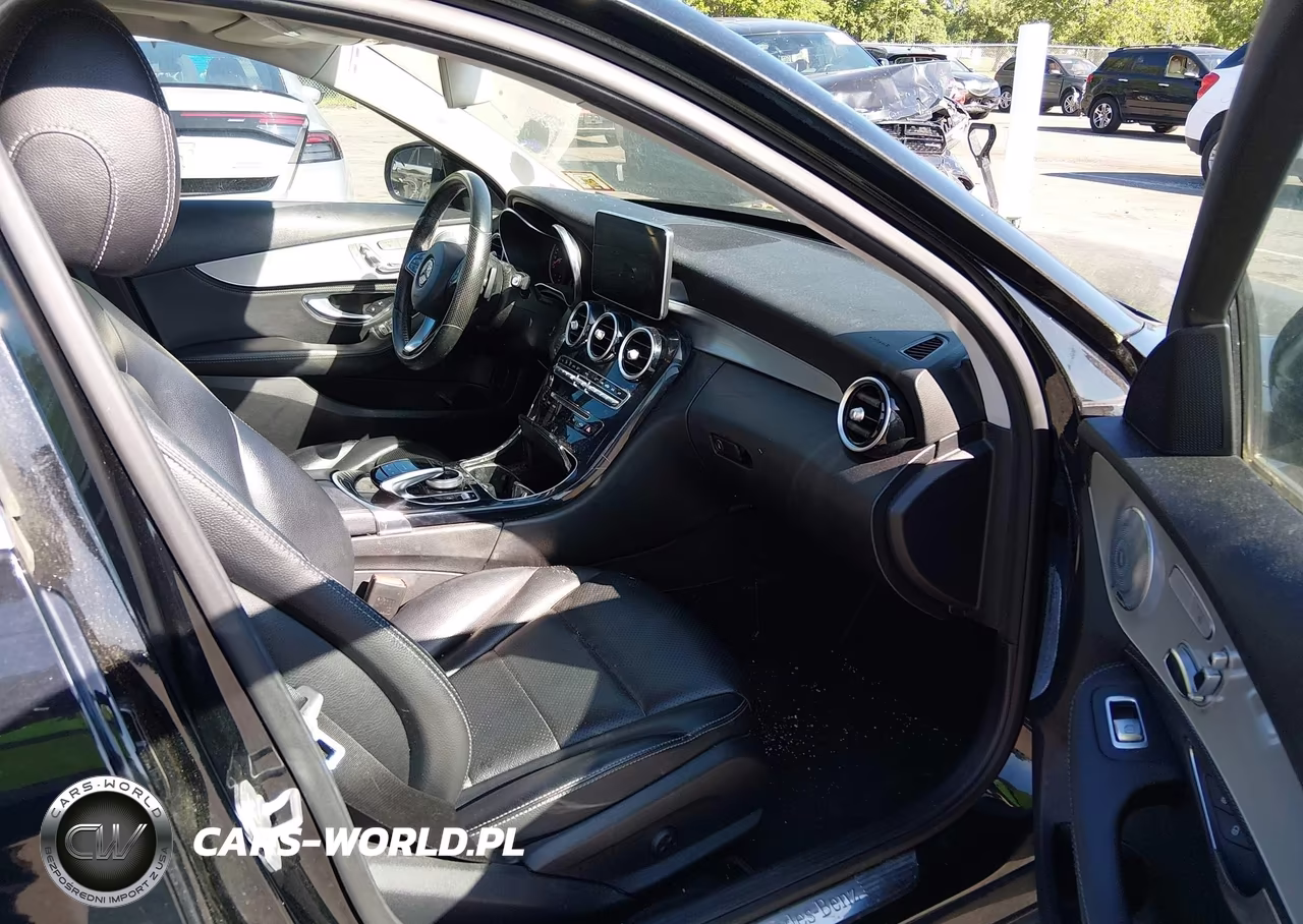2016 Mercedes-Benz C 300 4Matic VIN:55SWF4KB8GU107113 - 5