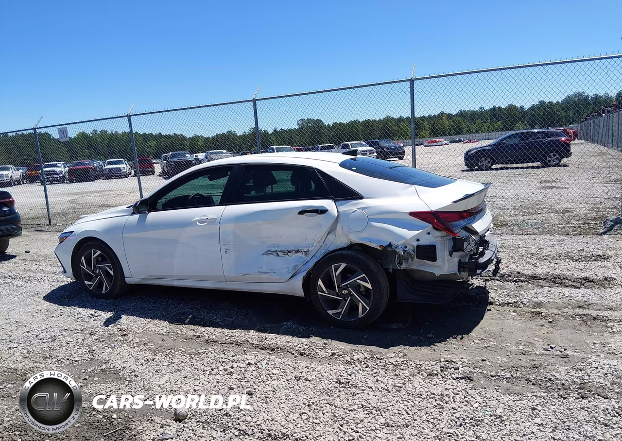 2025 Hyundai Elantra Sel Sport VIN:KMHLM4DG8SU049163 - 15