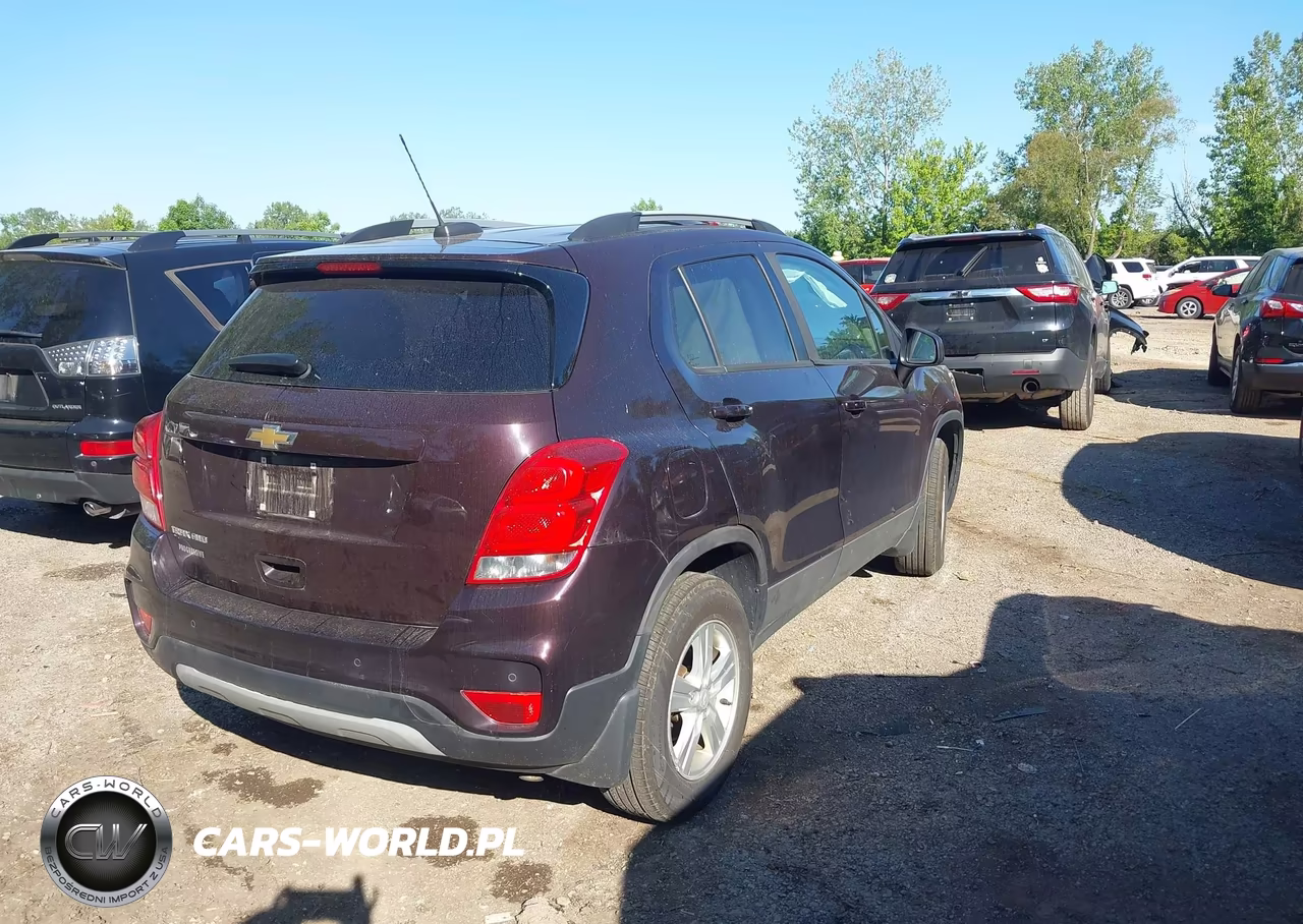 2021 Chevrolet Trax Awd Lt VIN:KL7CJPSB6MB310145 - 4