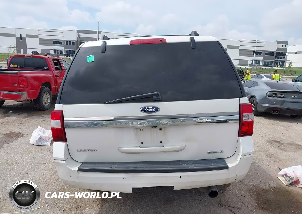 2015 Ford Expedition Limited VIN:1FMJU1KT5FEF11118 - 16
