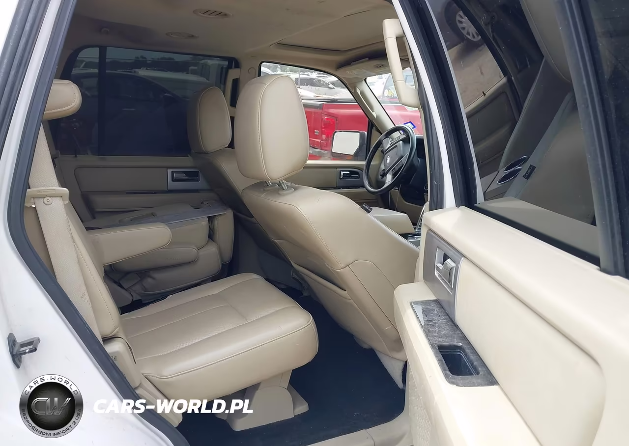 2015 Ford Expedition Limited VIN:1FMJU1KT5FEF11118 - 8