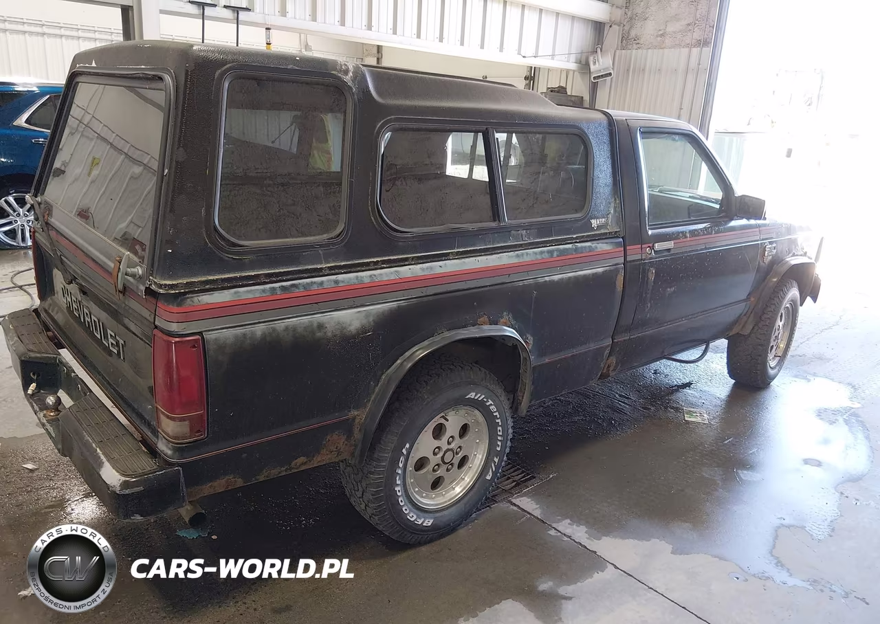 1987 Chevrolet S Truck S10 VIN:1GCCT14E7H8118933 - 4
