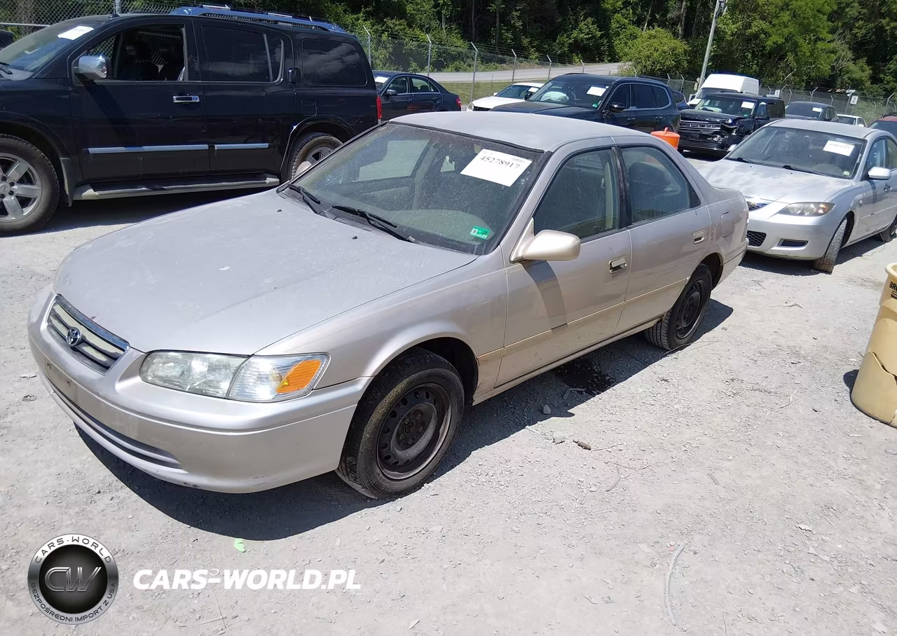 2001 Toyota Camry Le VIN:4T1BG22K21U833688 - 2