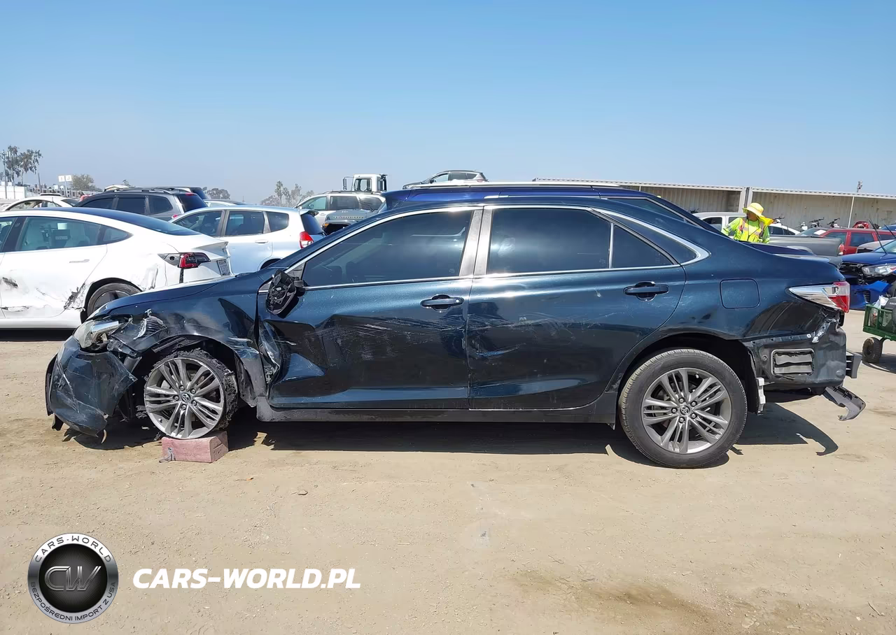 2015 Toyota Camry Se VIN:4T1BF1FK7FU879709 - 14