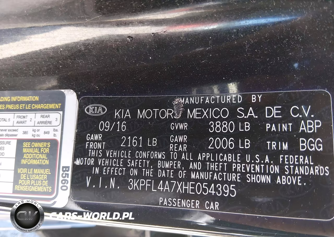 2017 Kia Forte Lx VIN:3KPFL4A7XHE054395 - 9