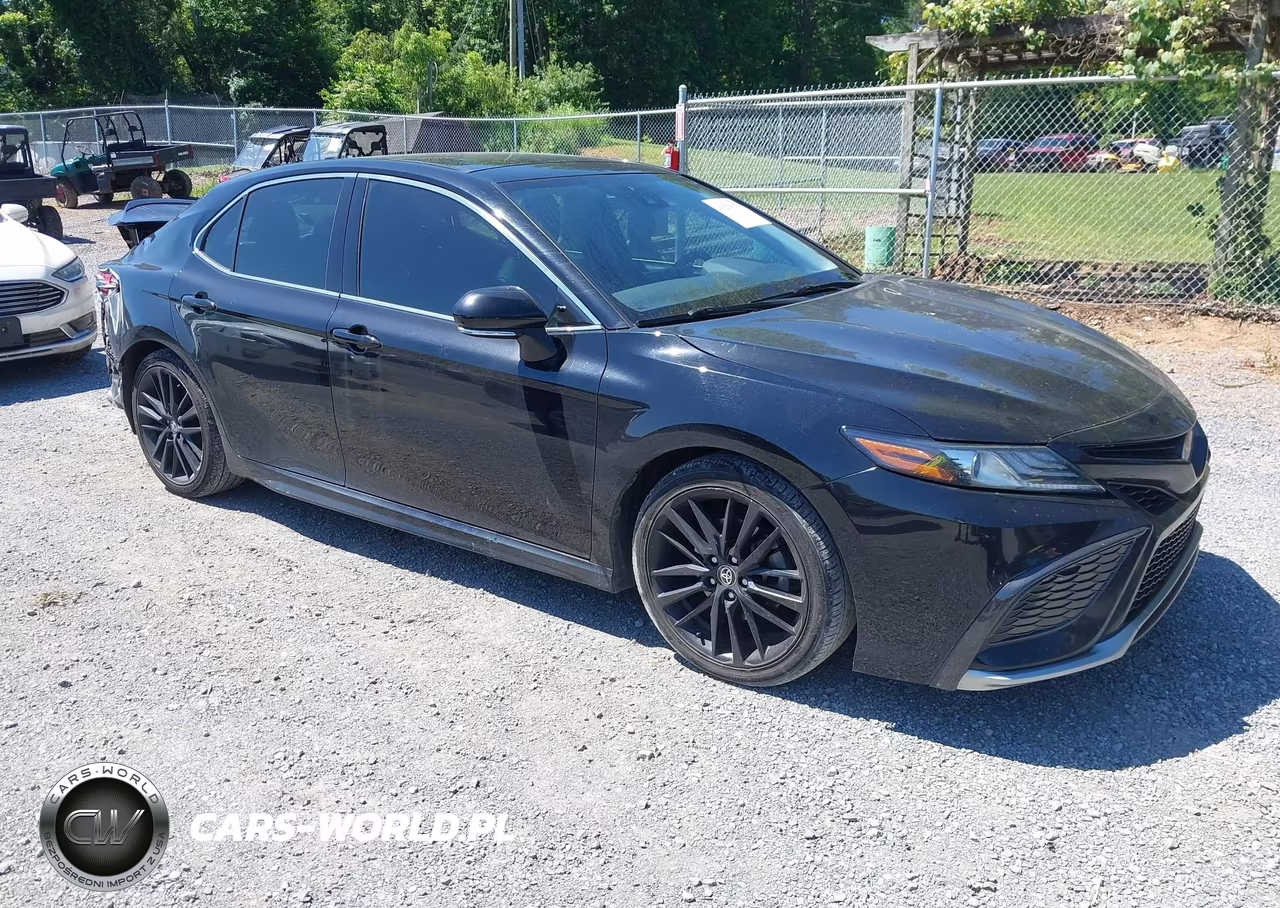 2021 Toyota Camry Xse – zdjęcie 1 z 17