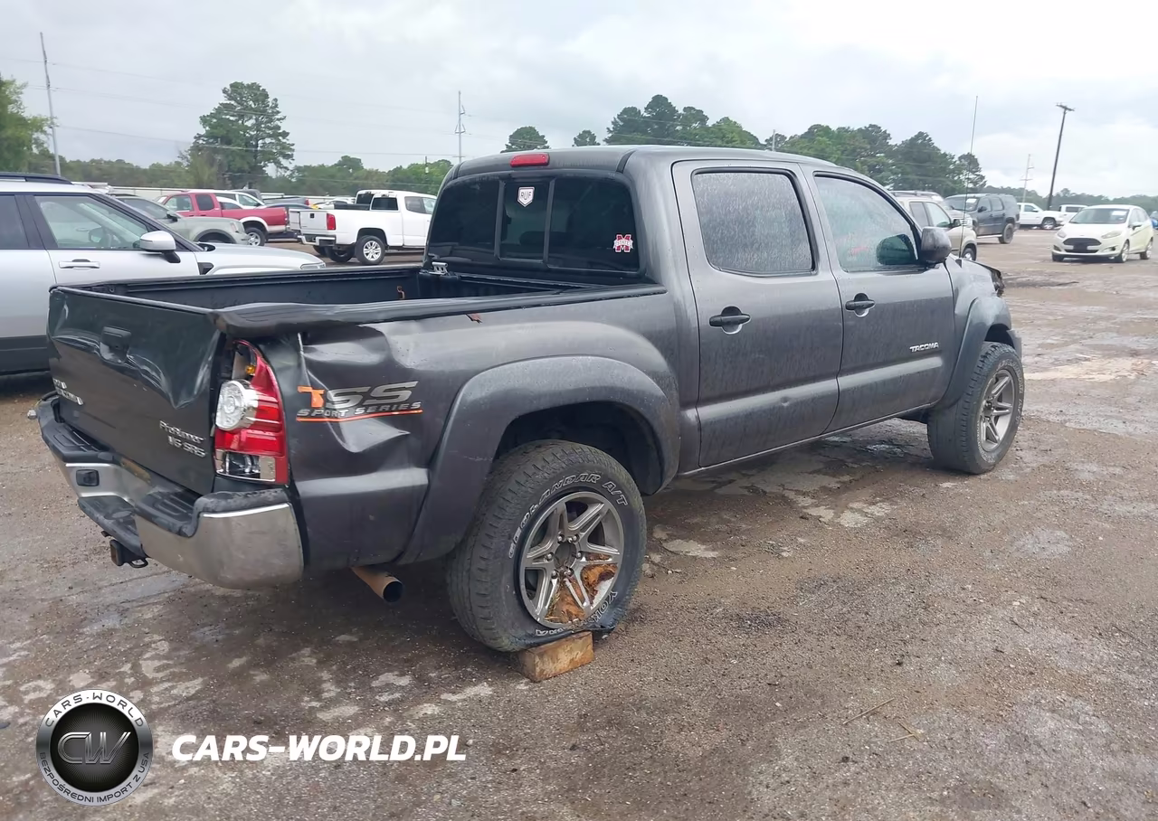 2013 Toyota Tacoma Prerunner V6 VIN:5TFJU4GN5DX029525 - 4