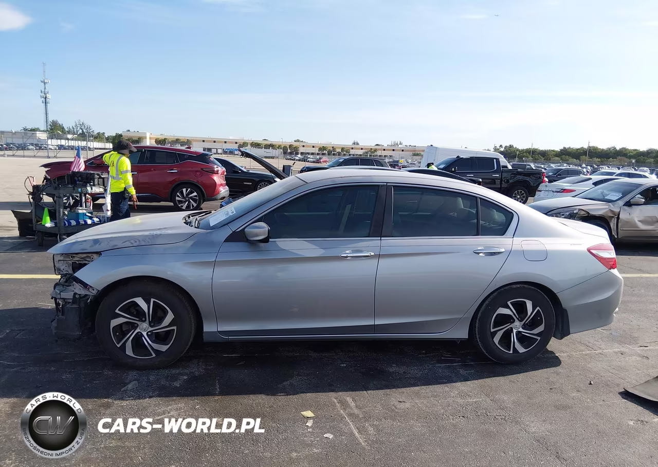 2017 Honda Accord Lx VIN:1HGCR2F30HA146454 - 15