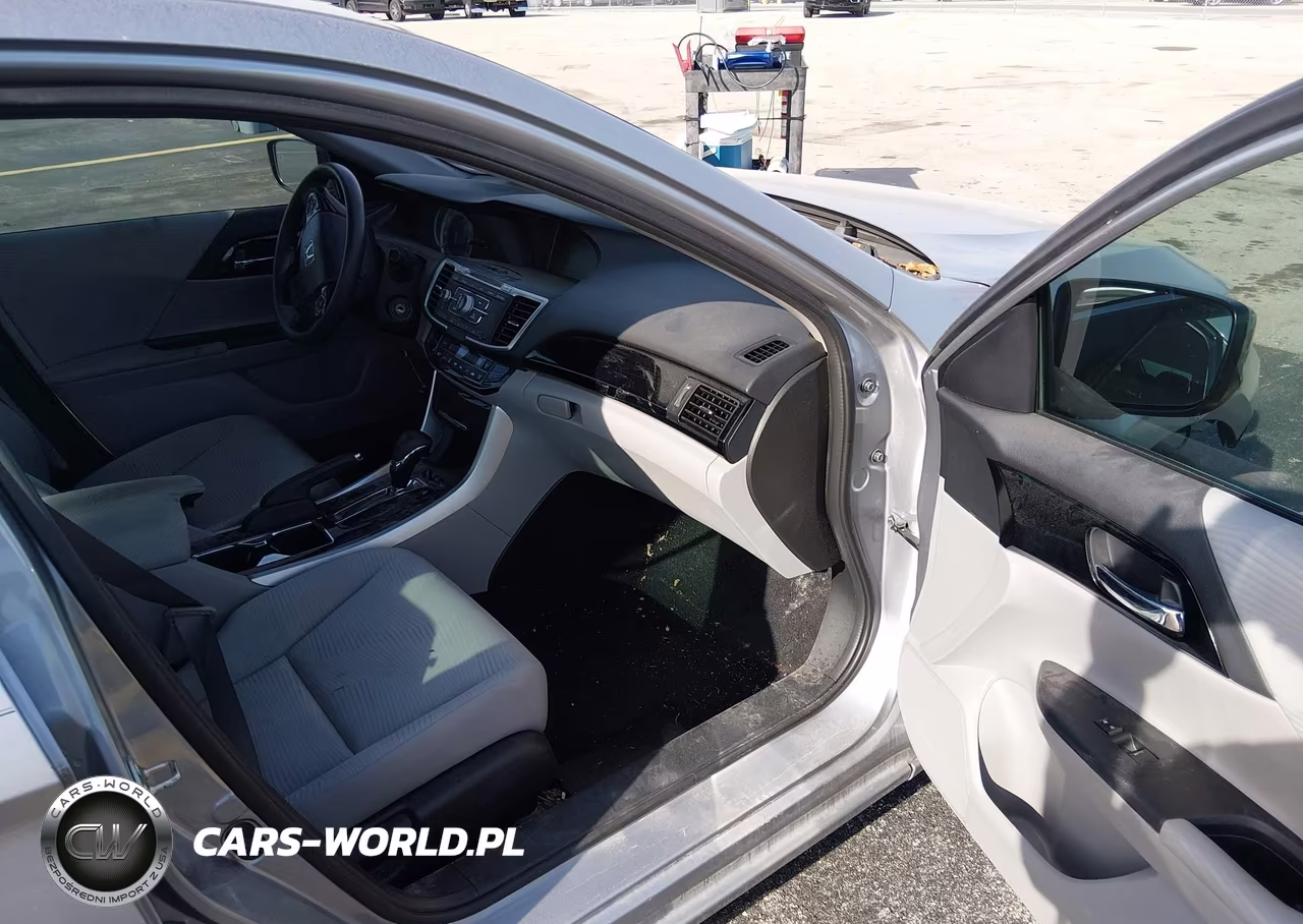 2017 Honda Accord Lx VIN:1HGCR2F30HA146454 - 5