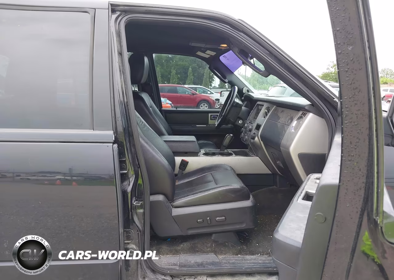 2016 Ford Expedition Xlt VIN:1FMJU1JT8GEF39272 - 5