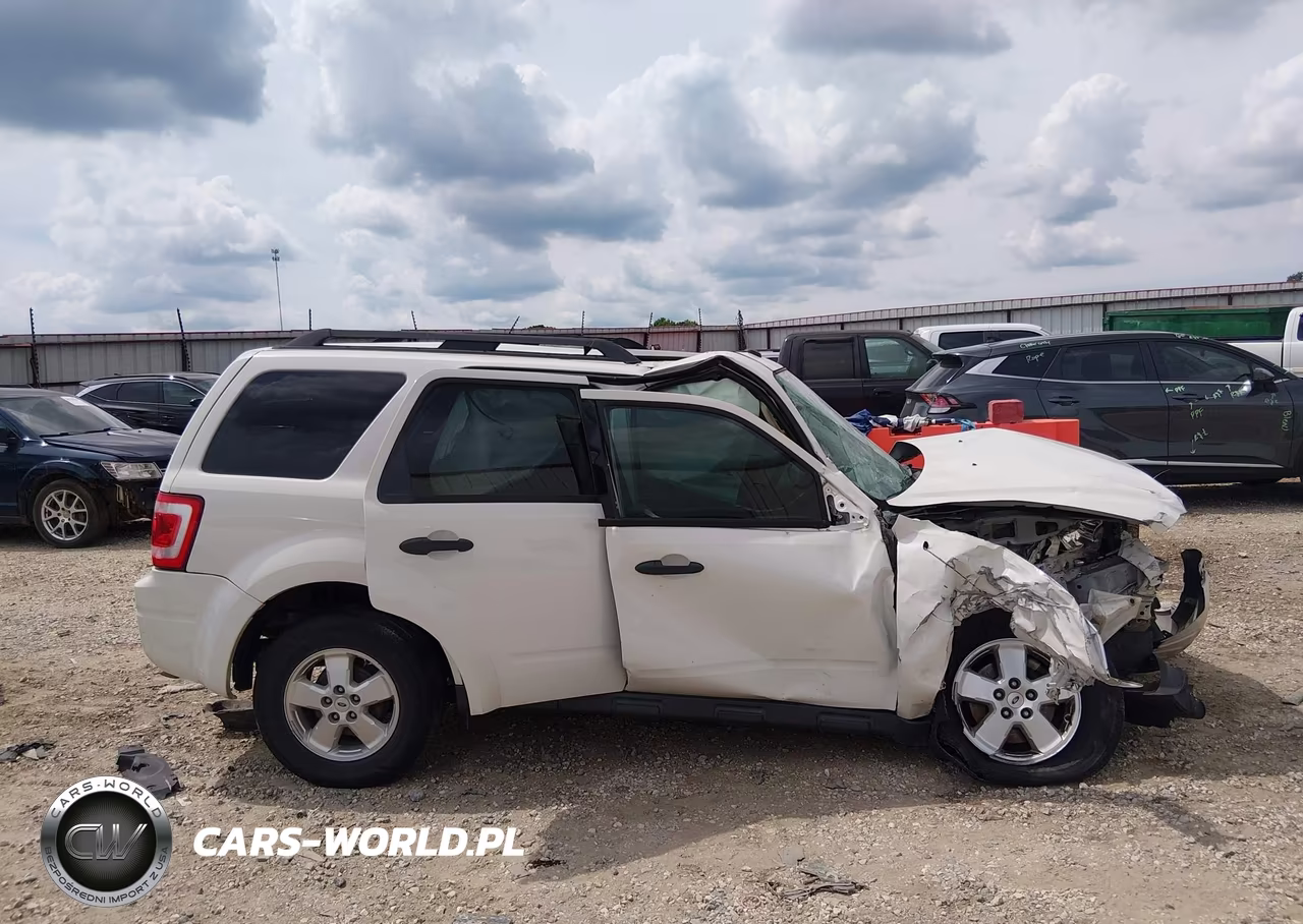 2012 Ford Escape Xlt VIN:1FMCU0D7XCKC36846 - 13