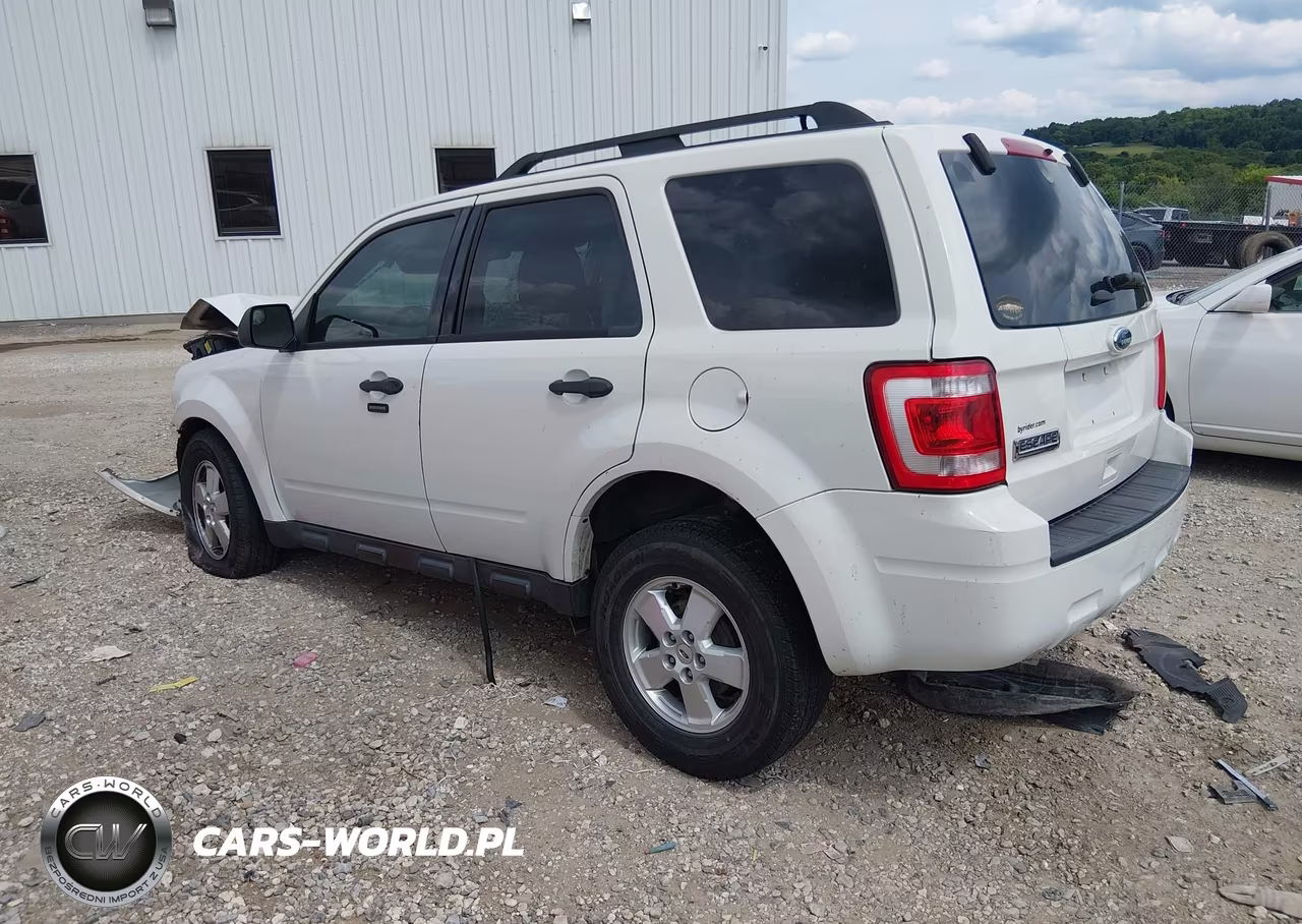 2012 Ford Escape Xlt VIN:1FMCU0D7XCKC36846 - 3